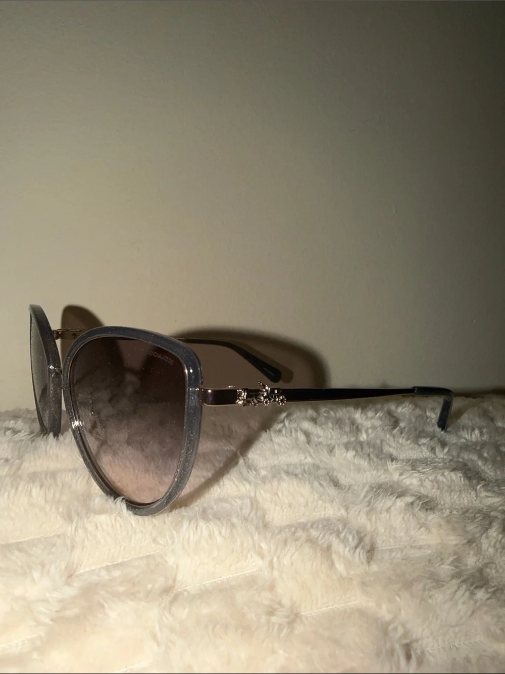 NEW Coach HC7093 Gray Round Sunglasses with Rose Gold Arms